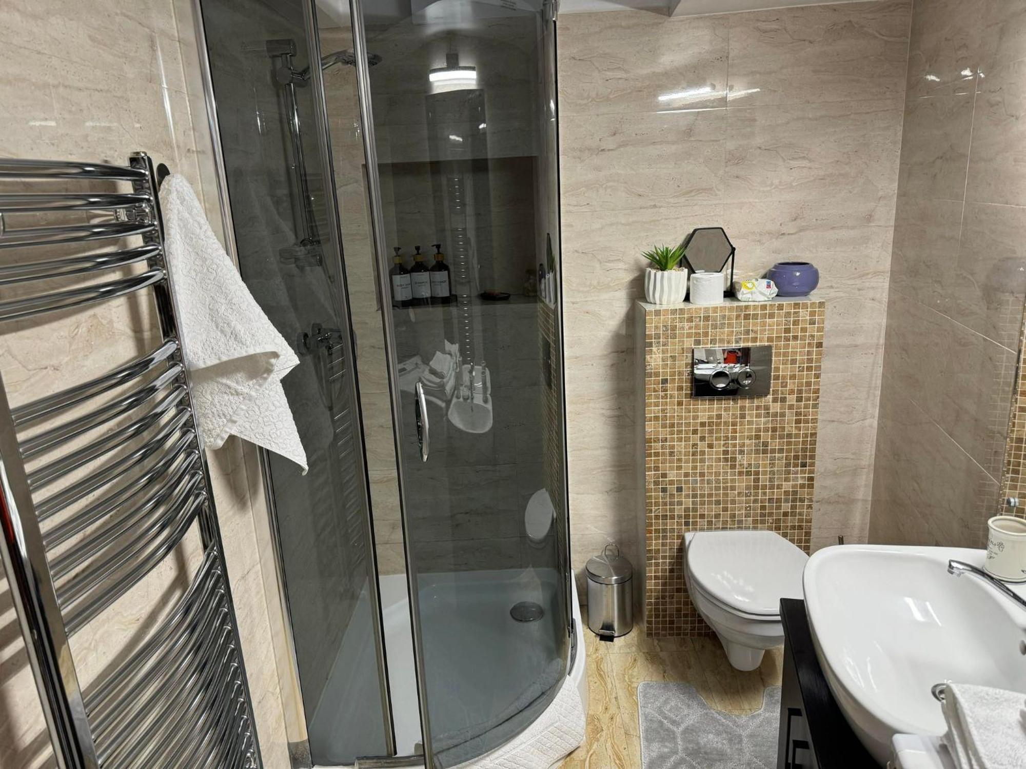 Pretty Luxury Apartament'S كلوج-نابوكا المظهر الخارجي الصورة